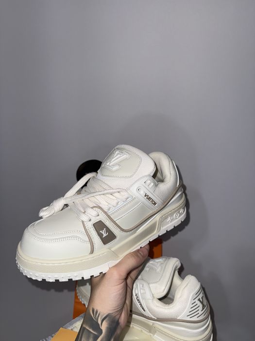 Adidasi Louid Vuitton marimea 43 Premium (versace,balmain,balenciaga)