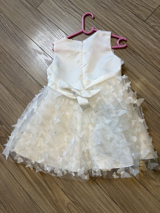 Детска бяла официална рокля 104