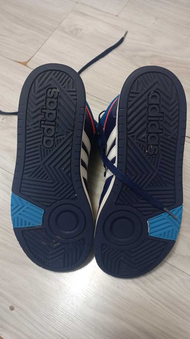 Маратонки Adidas