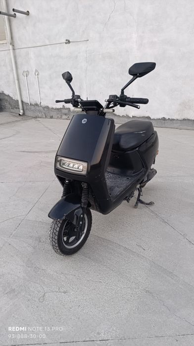 Sukutir elektron zaril