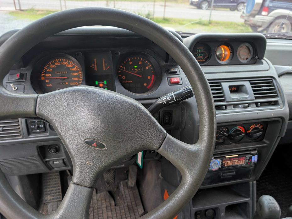Mitsubishi Pahero, 240k km, 1993, 2.5L, 3 usi, 4x4 SuperSelect