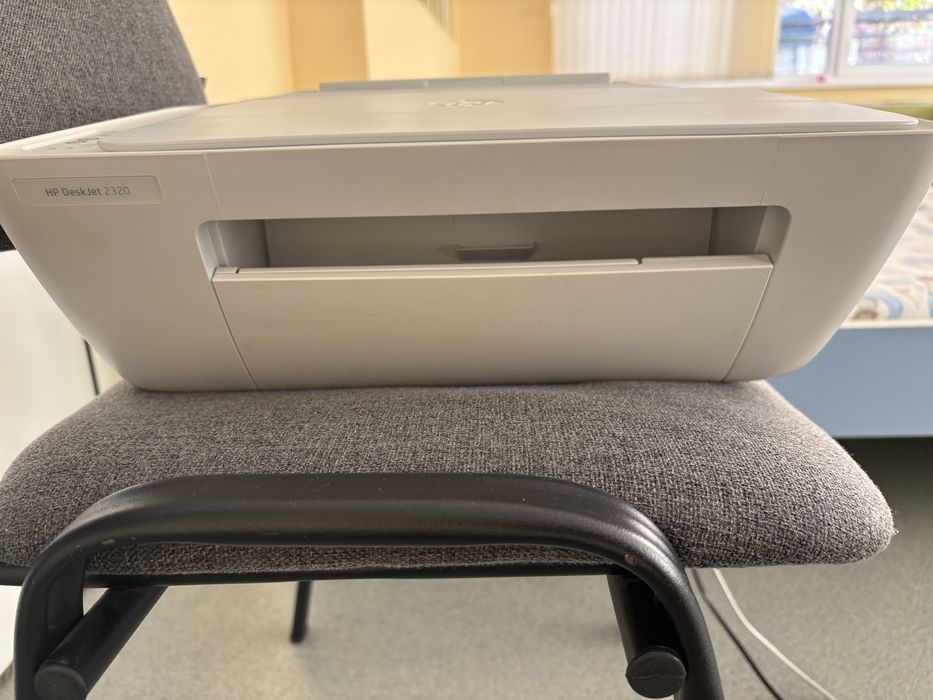Принтер HP + скенер, без забележки.
