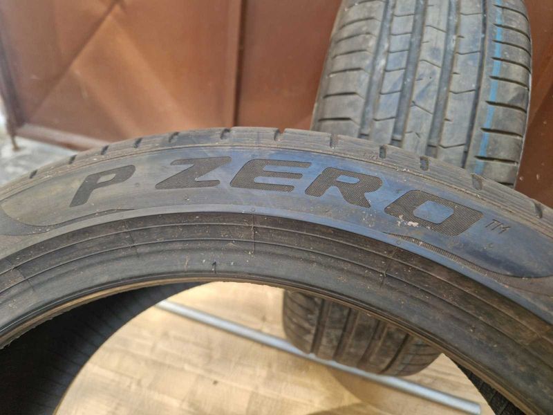 2 Pirelli R19 225/45
летни гуми Runflat 
DOT4819