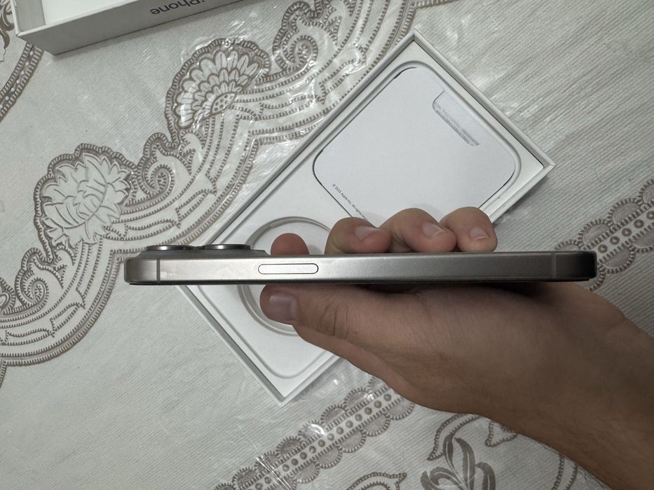 Iphone 15 pro 256gb natural