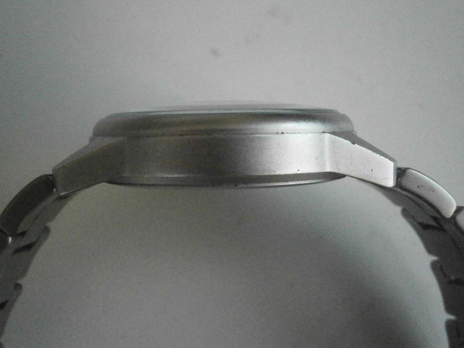 PILOT, quartz, swiss made, ETA mov`t 803112!