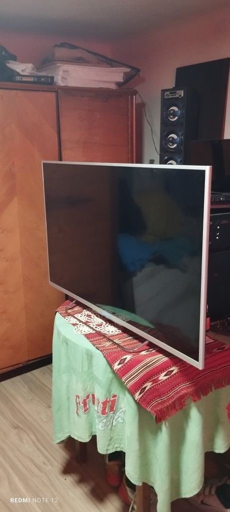 Vând tv led, Smart Sony 108cm