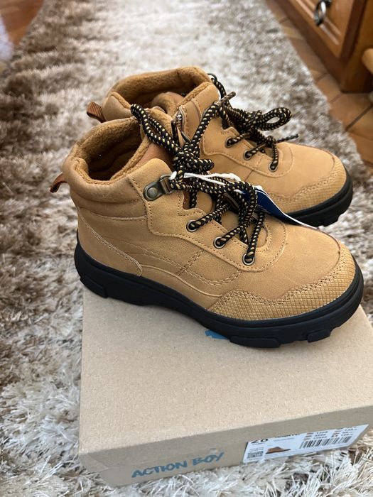 Нови боти  action boy CCC