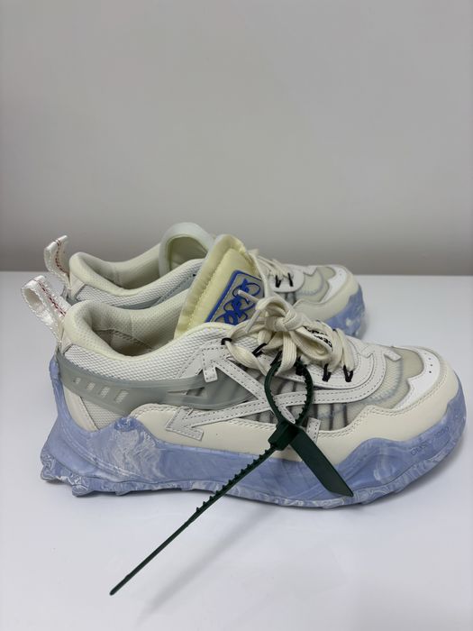 Off White Oddsy