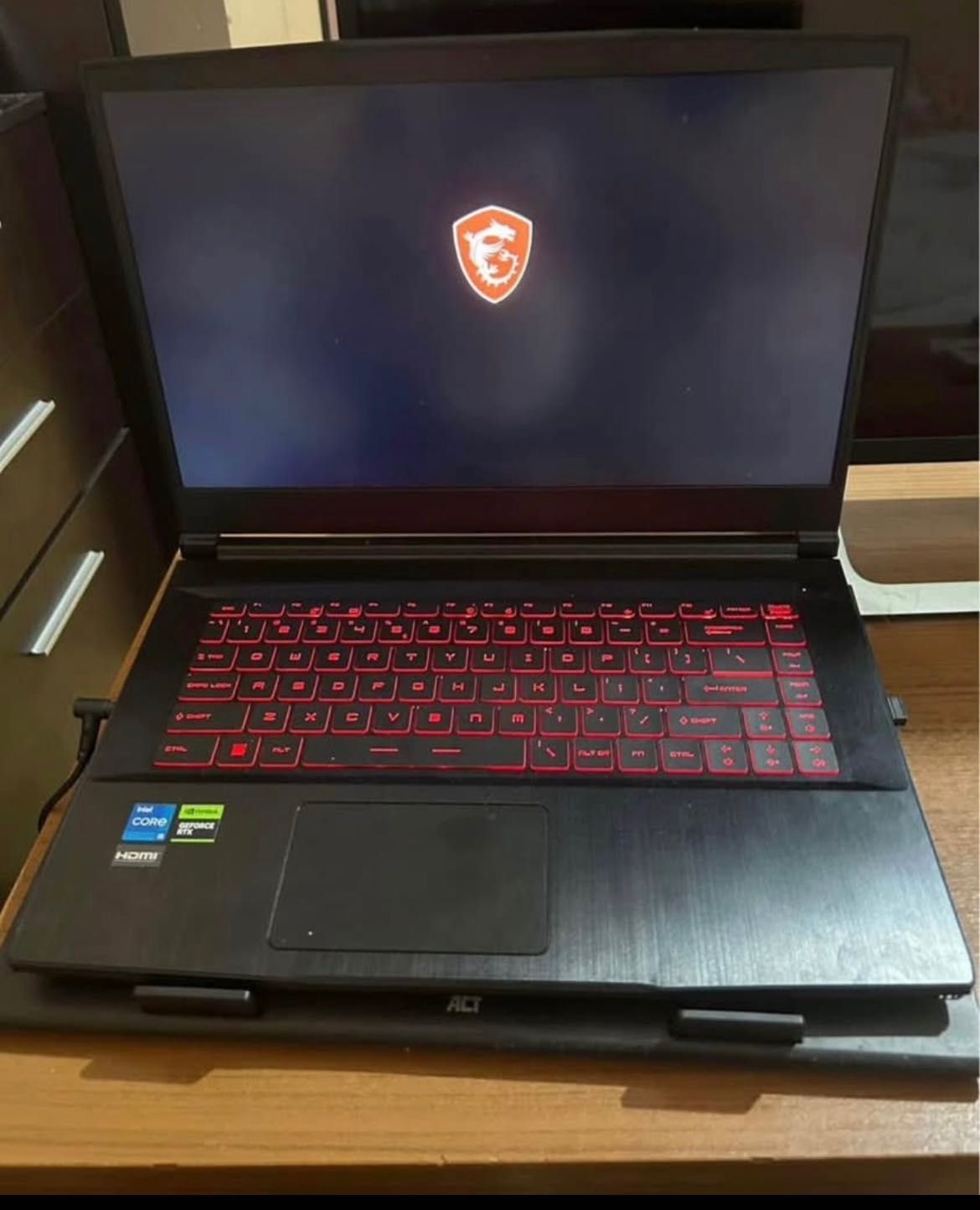 Лаптоп MSI RTX3050