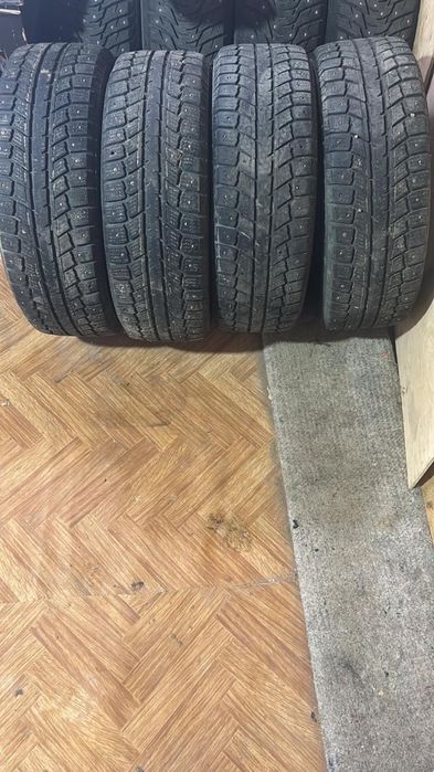 Шины шипованные зимние Китайские