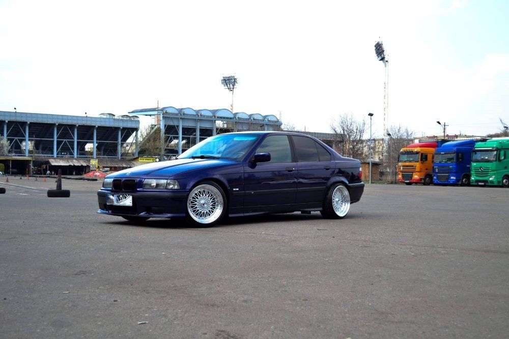 Jante  aliaj BMW E36 Japan Racing JR9 17 inch silver