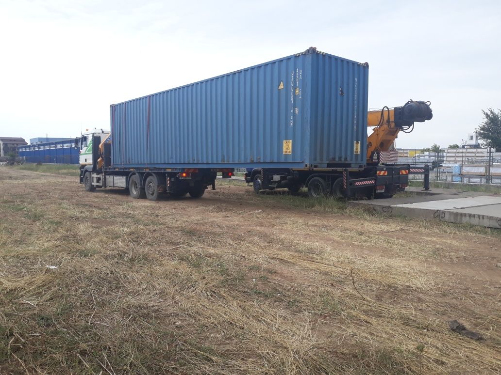 Macara + platforma .transport utilaje.containere maritime și de birou.