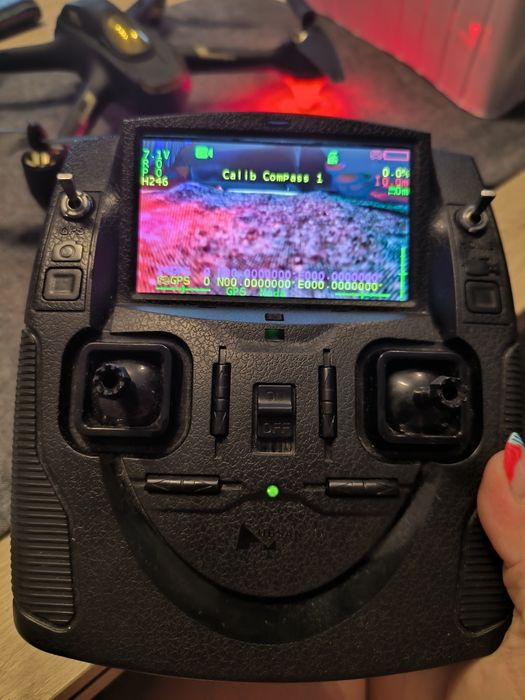 Дрон Hubsan H501S с GPS и безчеткови мотори