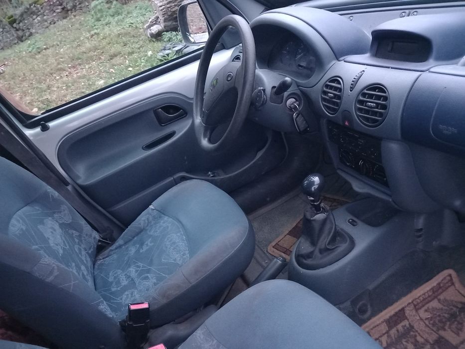 Рено Канго бензин