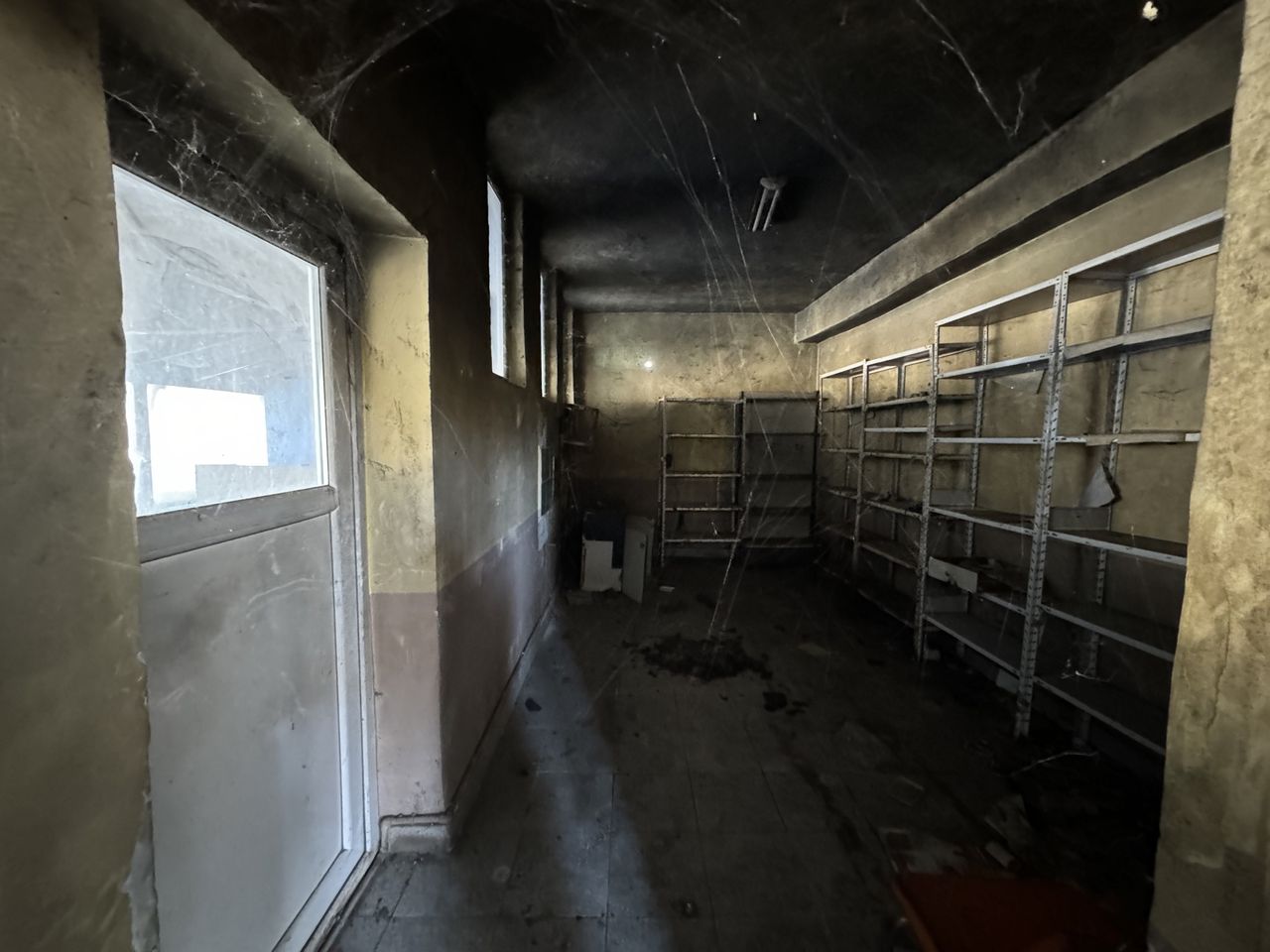 Продава се Промишлена сграда в с. Генерал Колево, Област Варна - 300 кв.м за 67 €/кв.м - Снимка #6