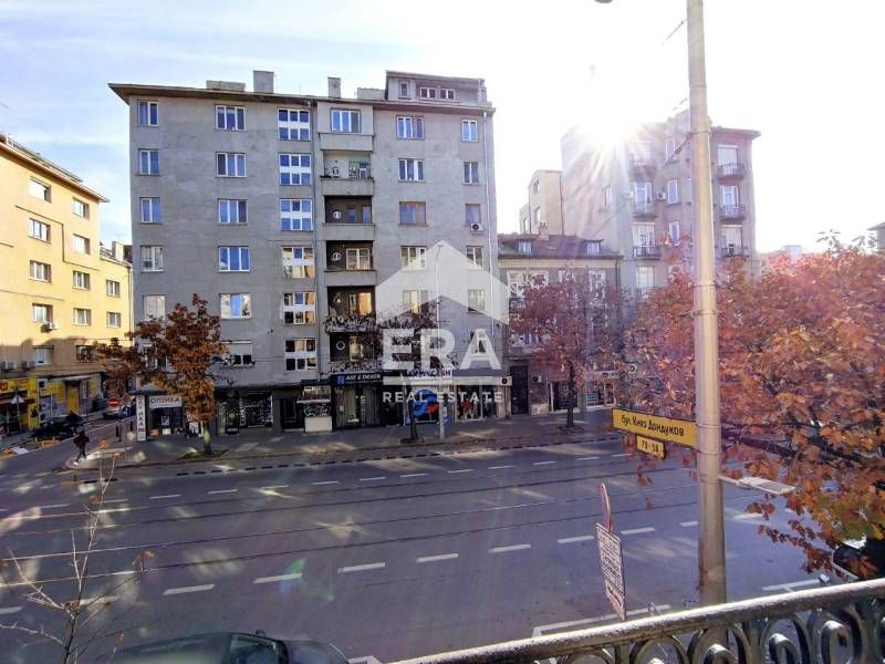 Дава се под наем Офис в София, Център - 100 кв.м за 700 € - Снимка #8