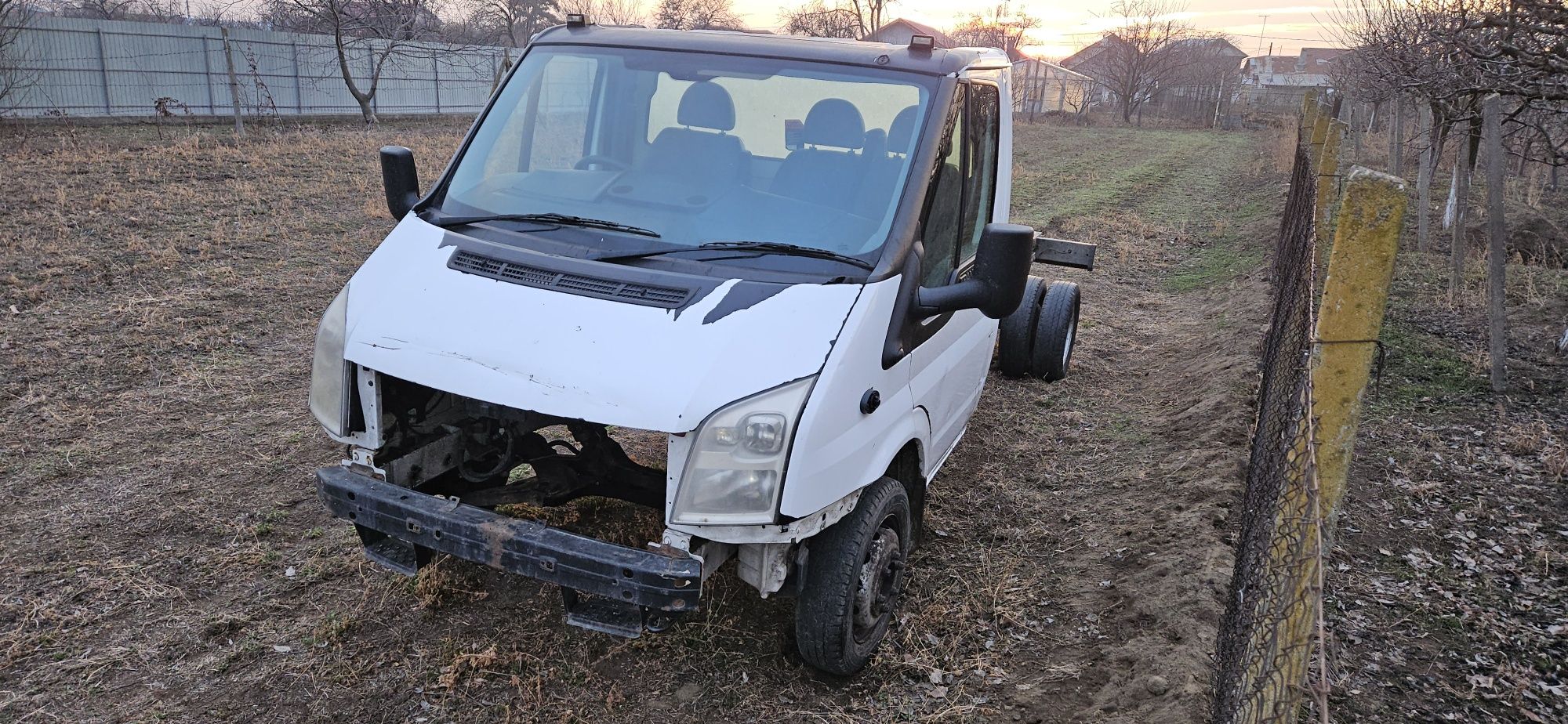 Dezmembrez Ford transit 2014