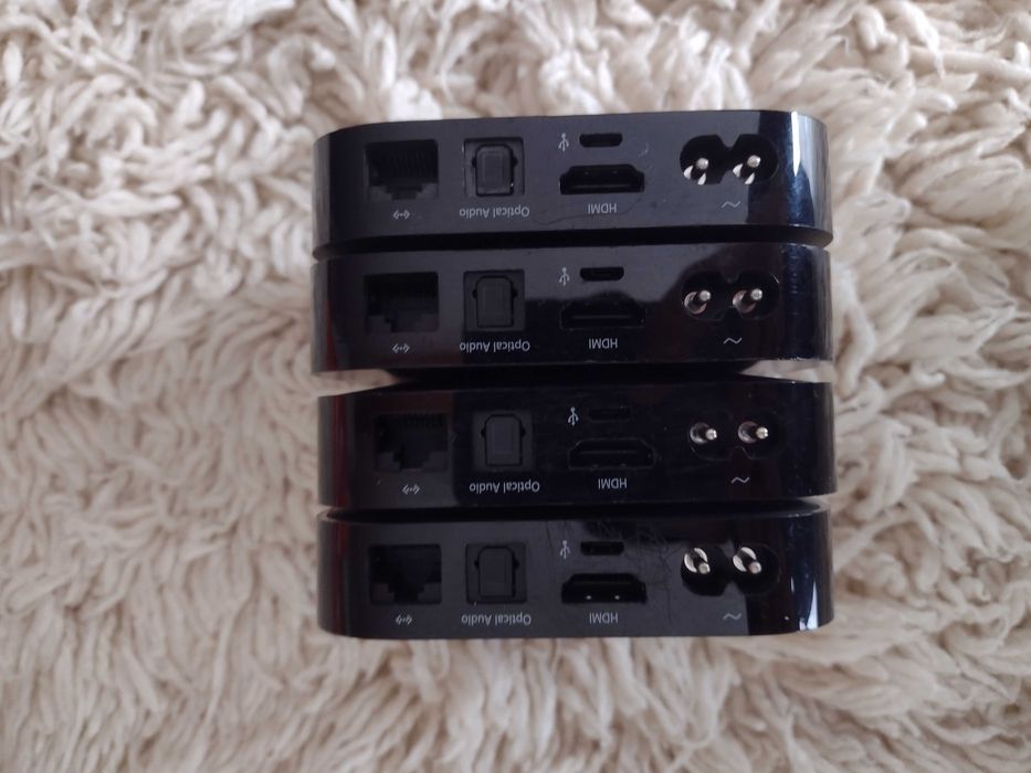 Лот 5 броя Apple TV A1469 A1427
