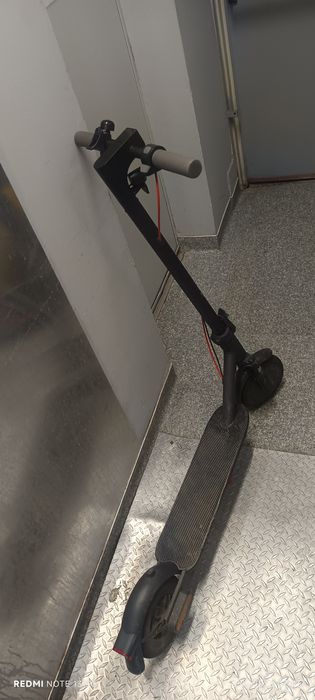 Vand trotineta electrica