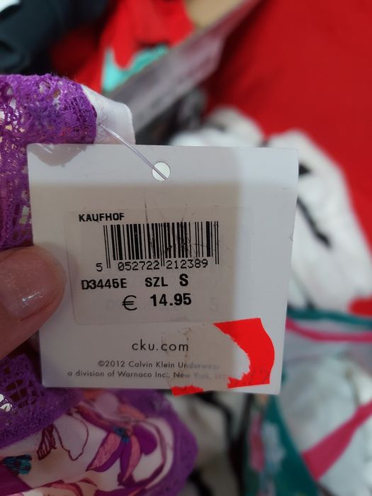 Cosmetice sclipitoare