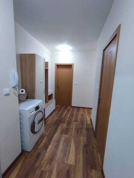 Дава се под наем Тристаен апартамент в Бургас, Център - 75 кв.м за 816 € - Снимка #5