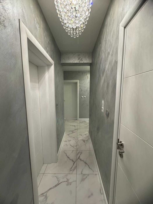 Продава се Многостаен апартамент в Пловдив, Остромила - 179 кв.м за 1671 €/кв.м - Снимка #7