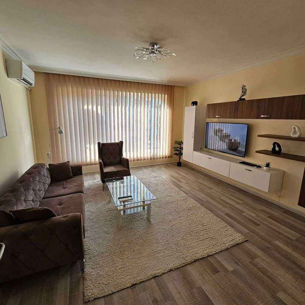 Дава се под наем Тристаен апартамент в София, Лозенец - 90 кв.м за 900 € - Снимка #6