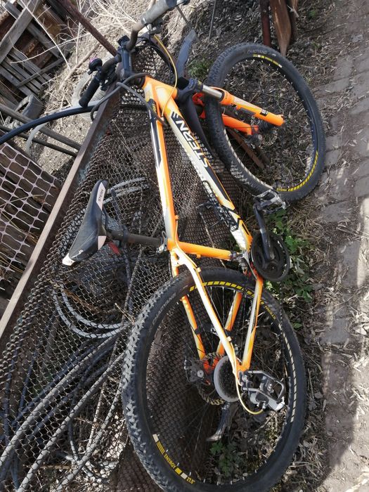 Велосипед STERN оранжевого цвета