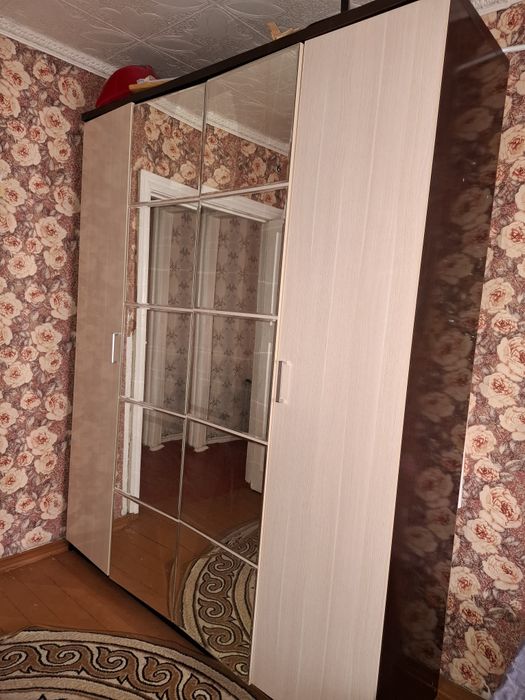 Срочно продам спальный гарнитур