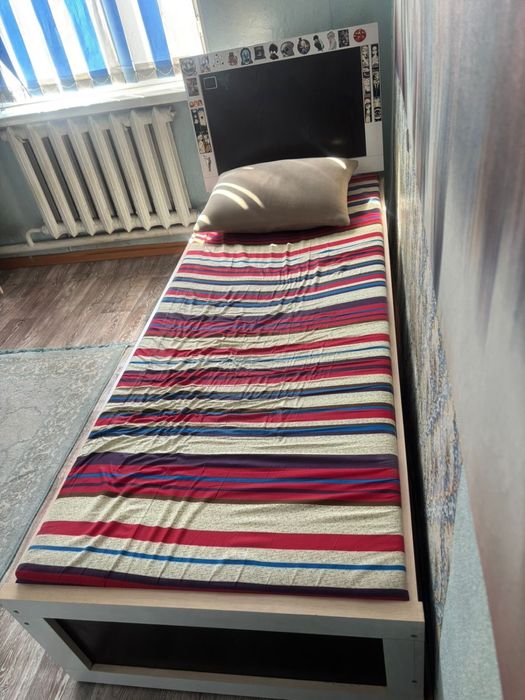 Кровать односпальная