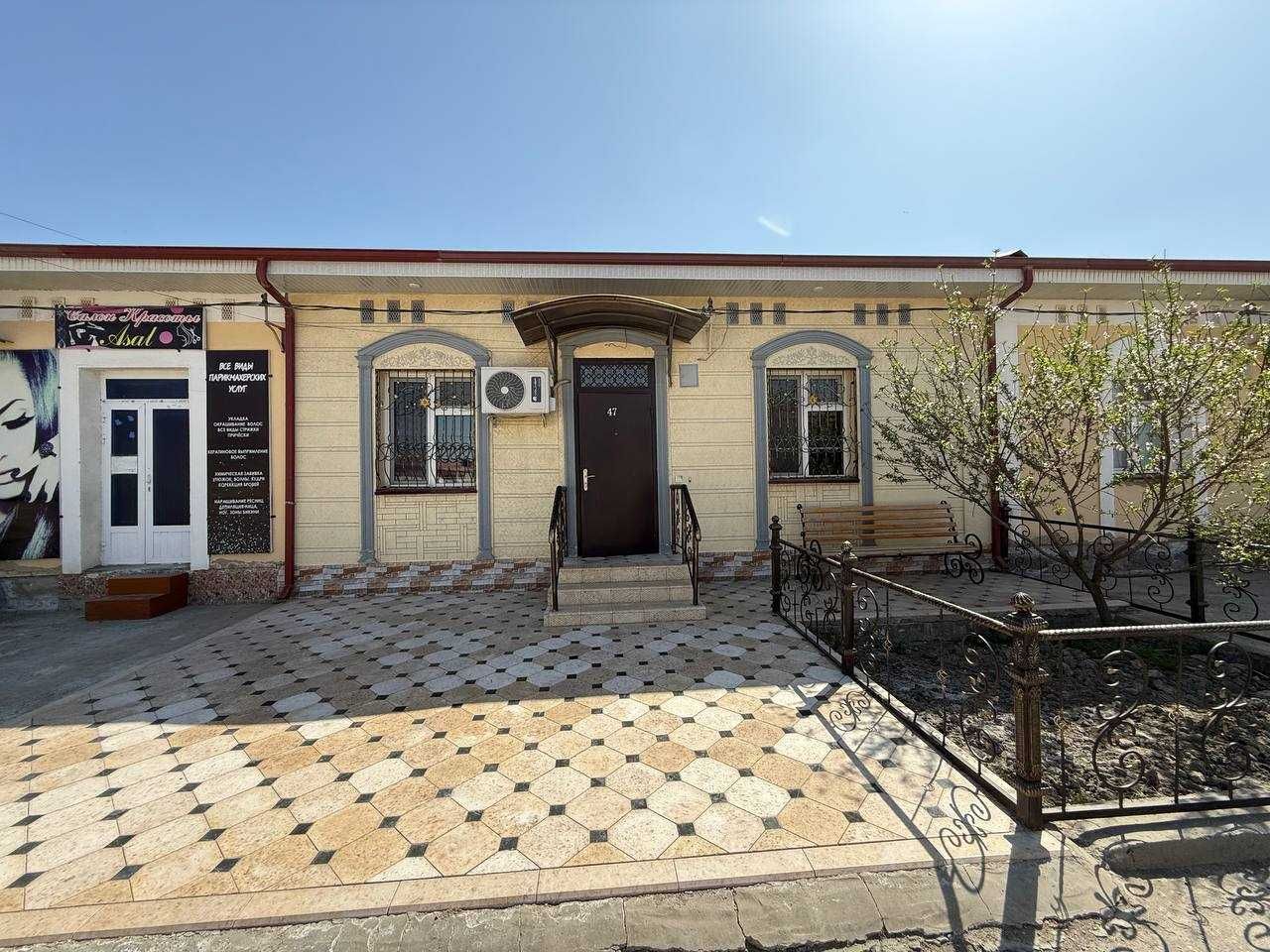 2 sotiqli kottedj sotiladi