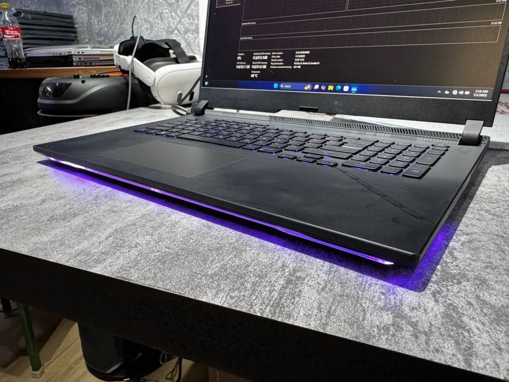 ASUS 17.3” QHD! 240hz! R9-7945HX! RTX 4090! 64GB! 2TB