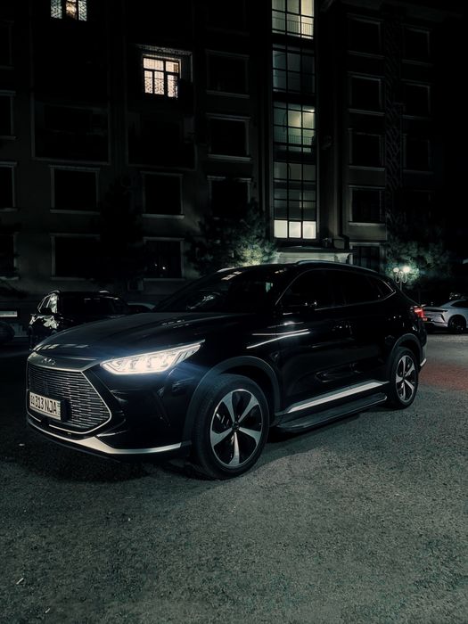 BYD SONG PLUS DM-i 2023 год (2 позиция)