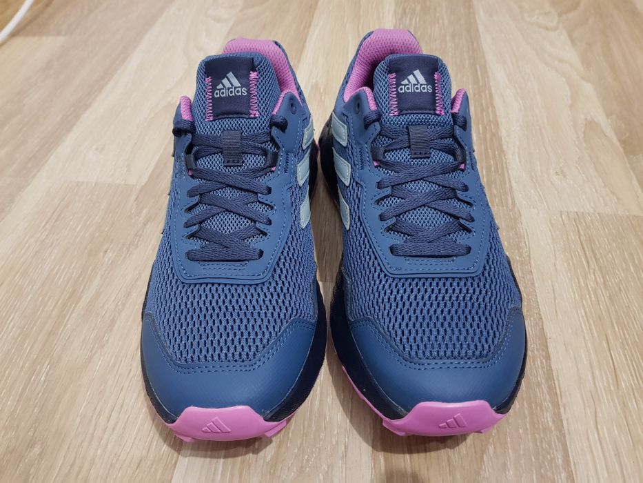 Adidasi Adidas marimea 40 nike force boost