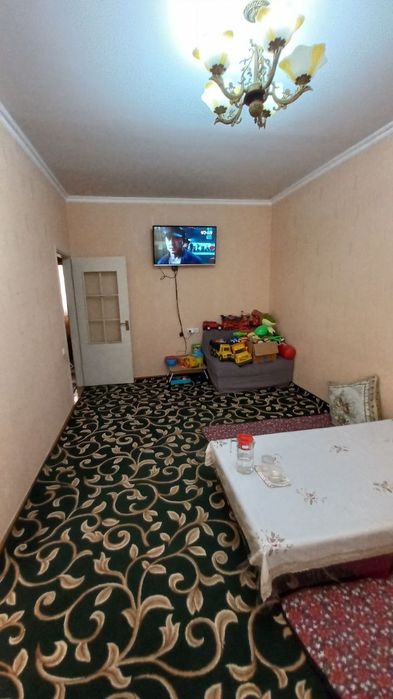 Продаётся 4/4/5 М Улугбекский р-н м Буюк Ипак Йули
