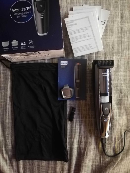 Trimmer barba Philips seria 9000 cu laser nou!