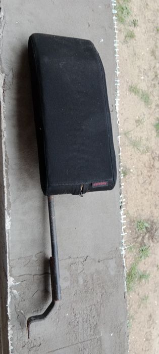 Подлокотник 2114