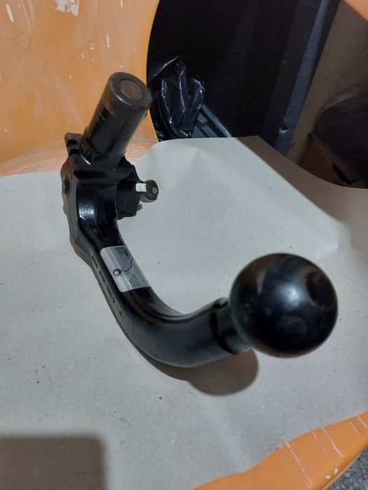 Глава за теглич и пълно оборудване за VW Голф Ауди Шкода.