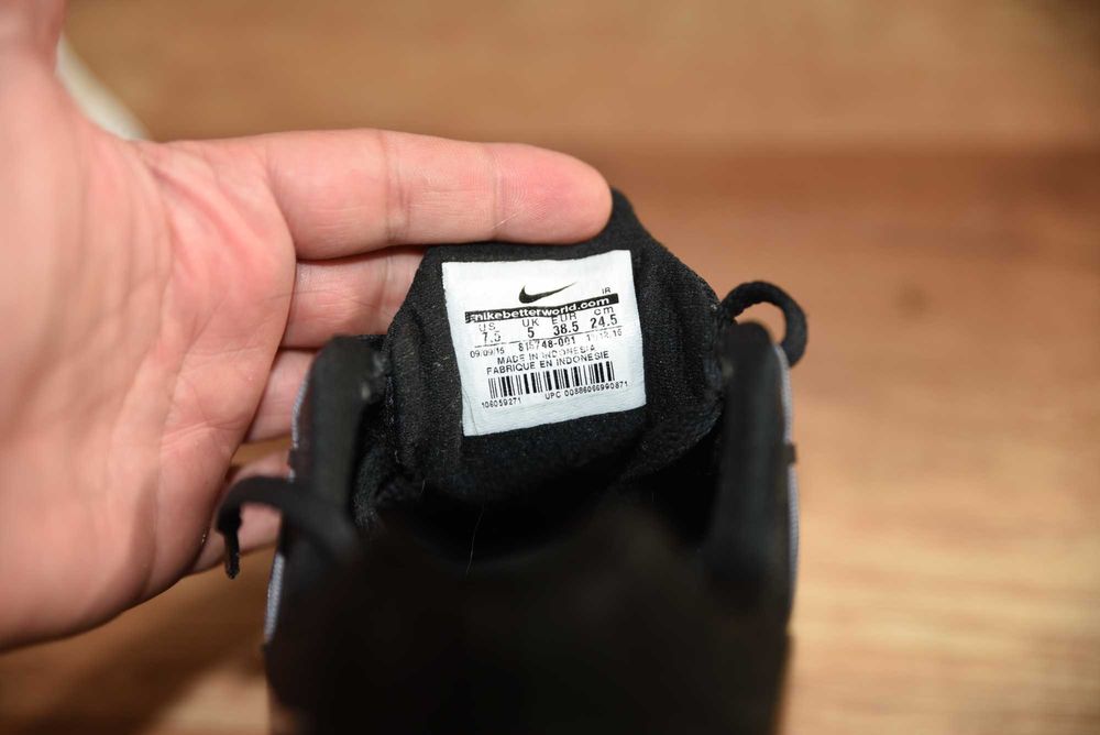 Nike Оригинални маратонки 38.5 номер
