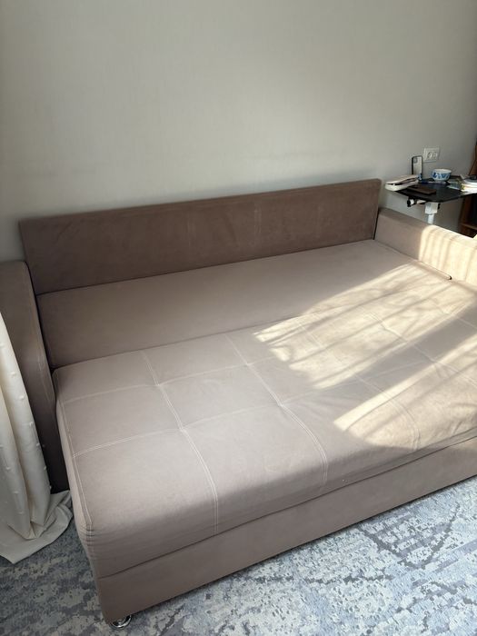 Срочно продам диван раскладной