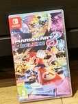 Mario kart 8 deluxe