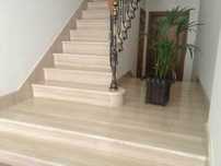 Trepte/contratrepte/blaturi bucatarie/marmura granit Travertin