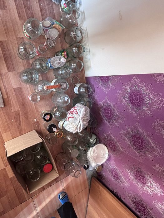 Отдам даром банки