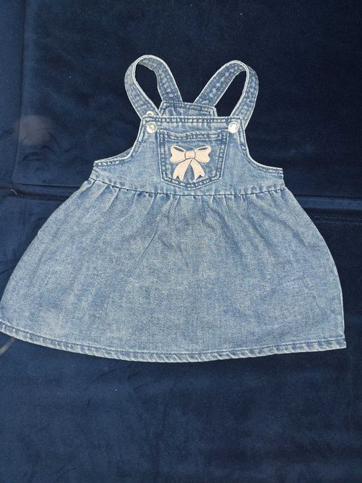 Детски дрешки, подходящи за бебета от 3 до 12 месеца