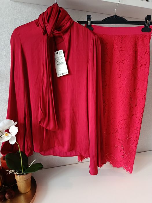 Червен елегантен сет пола и блуза