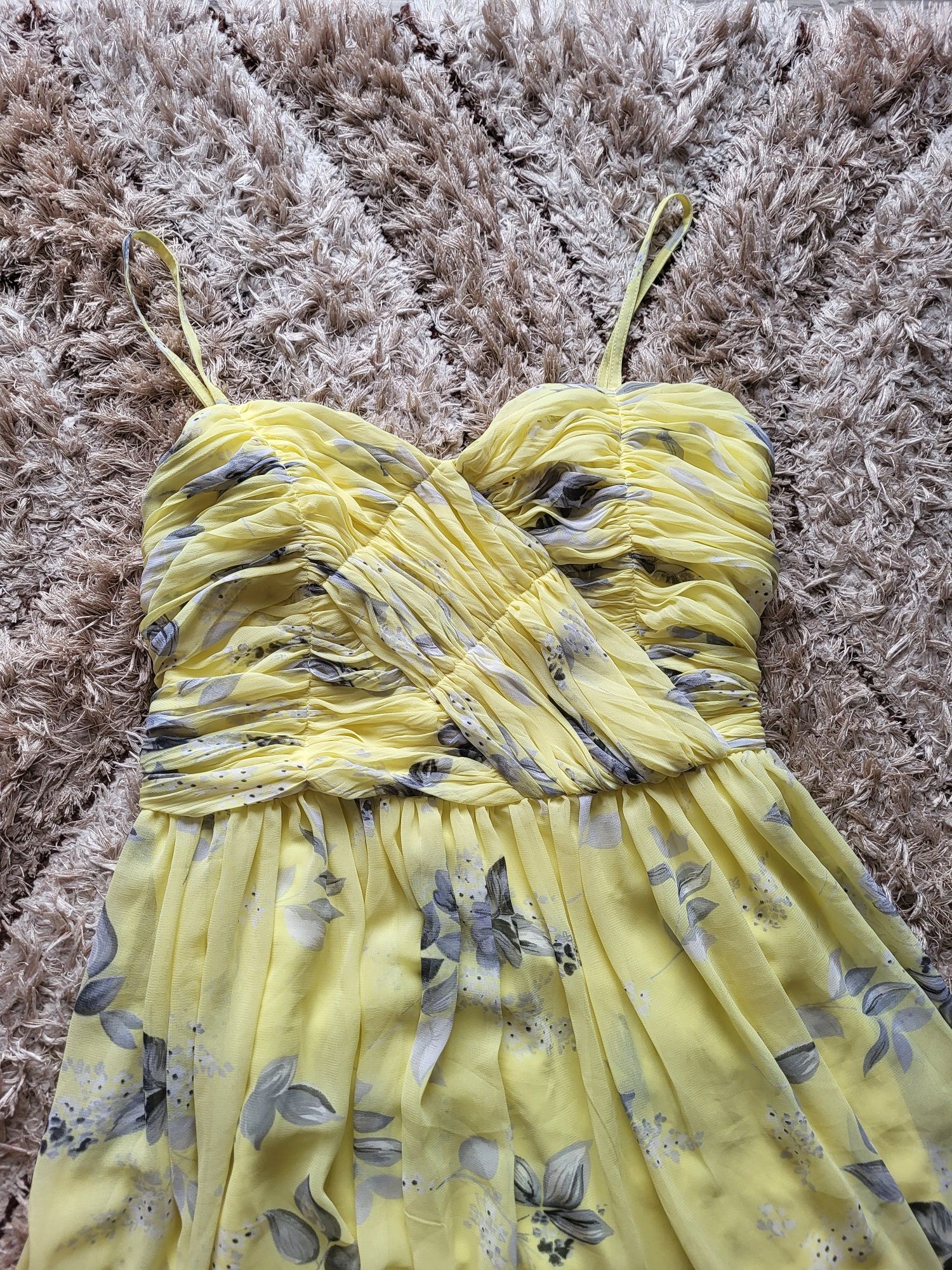 Rochie făcută pe comnda