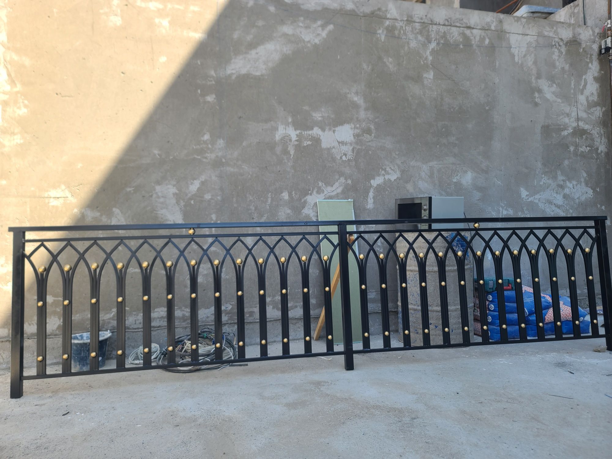 Reshotka naves perilla agrajdeniya loft metalokonstr