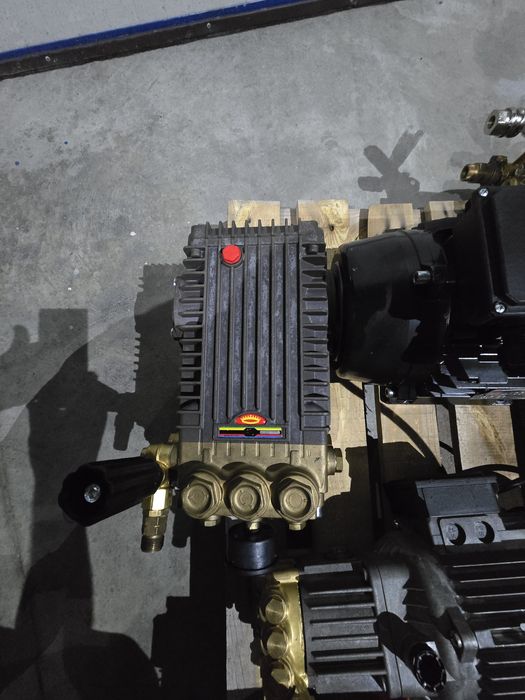 Италианска водоструйка