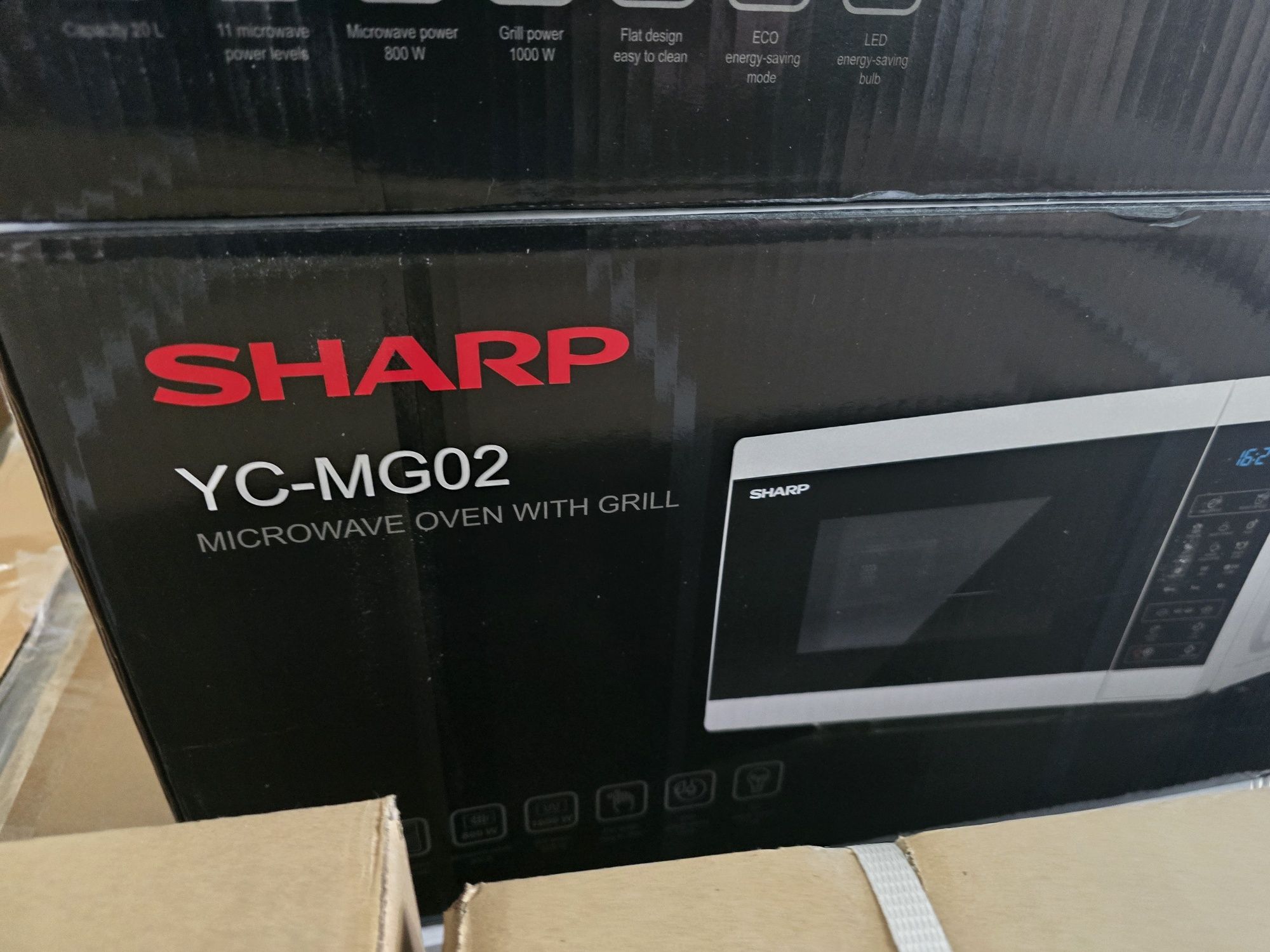 Нова микровълнова с грил Шарп/Sharp 20 л