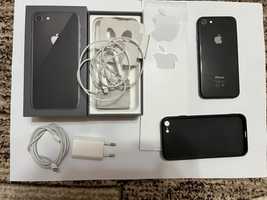Vând iPhone 8, 64GB, black,  în Cluj